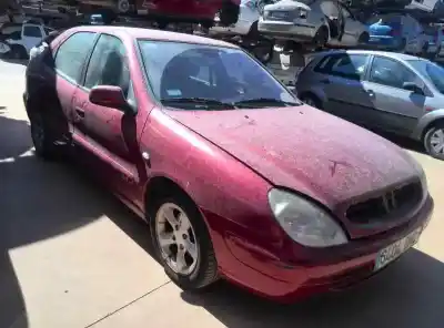 Veículo de Sucata citroen xsara berlina 1.6i 16v sx do ano 2001 alimentado 