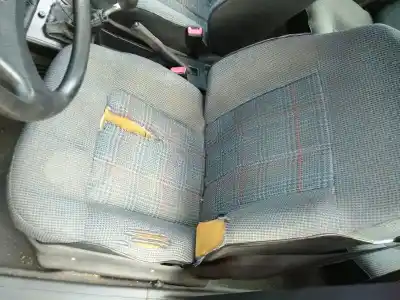 Véhicule à la ferraille PEUGEOT 405 BERLINA Embassy de l'année 1993 alimenté G-LFZ