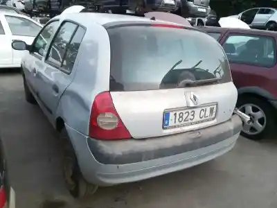 Здавання транспортного засобу renault                                            clio ii fase ii (b/cb0)                                                                                                                                                                                                                                    authentique року 2003 потужний d/k9k a7