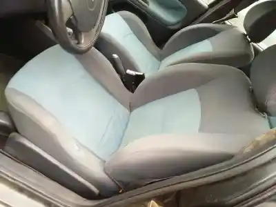 Утилизация автомобиля renault clio ii fase ii (b/cb0) authentique года 2005 питание d/k9k b7