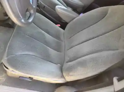 Veículo de Sucata chrysler voyager (rg) 2.4 se do ano 2002 alimentado g b o z.4l
