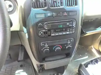 Veículo de Sucata chrysler voyager (rg) 2.4 se do ano 2002 alimentado g b o z.4l