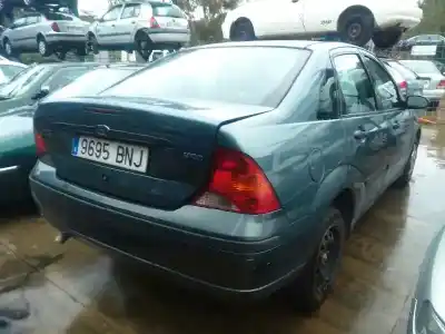 Sloopvoertuig ford focus berlina (cak) trend van het jaar 2002 aangedreven d/c908