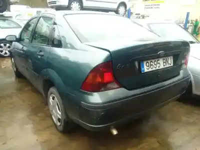 Sloopvoertuig ford focus berlina (cak) trend van het jaar 2002 aangedreven d/c908
