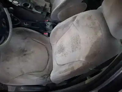 Veículo de Sucata CITROEN C5 BERLINA 2.0 HDi SX do ano 2001 alimentado RHZ