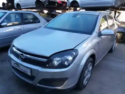 Здавання транспортного засобу opel astra h berlina cosmo року 2005 потужний d-z17dth