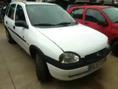 Sloopvoertuig opel corsa b swing van het jaar 1998 aangedreven g-x14sz