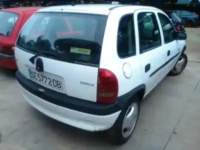 Sloopvoertuig opel corsa b swing van het jaar 1998 aangedreven g-x14sz