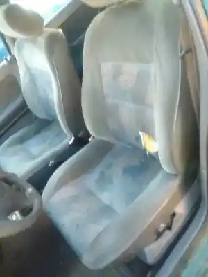 Здавання транспортного засобу renault clio i fase i+ii (b/c57) 1.2 року 1996 потужний g-e7f