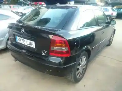 Здавання транспортного засобу opel astra g berlina sport року 2003 потужний y20dth