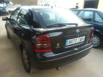 Здавання транспортного засобу opel astra g berlina sport року 2003 потужний y20dth