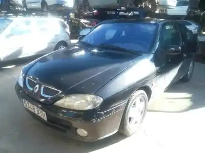 Здавання транспортного засобу RENAULT MEGANE I COUPE FASE 2 1.4 16V року 2002 потужний G/K4JC7