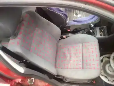Здавання транспортного засобу seat cordoba berlina (6k2) stella року 1999 потужний d-akk