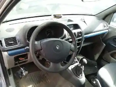 Утилизация автомобиля renault clio ii fase ii (b/cb0) base authentique 82 cv / 60 kw года 2001 питание k9k702