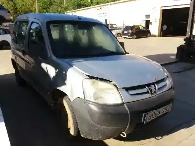 Veículo de Sucata peugeot partner (s2) combiespace do ano 2004 alimentado d-wjy