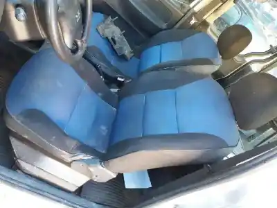 Veículo de Sucata peugeot partner (s2) combiespace do ano 2004 alimentado d-wjy