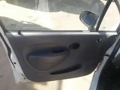 Sloopvoertuig daewoo matiz cd van het jaar 2000 aangedreven f8cv