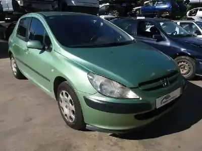 Veicolo di demolizione PEUGEOT 307 (S1) XR Clim Plus dell'anno 2003 alimentato D-RHY