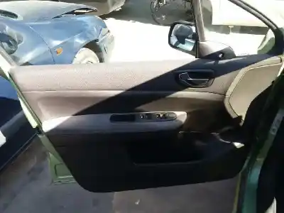 Veículo de Sucata peugeot 307 (s1) xr clim plus do ano 2003 alimentado d-rhy