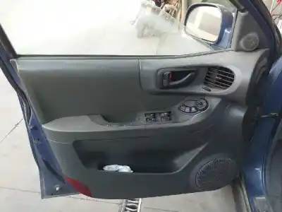 Veículo de Sucata hyundai santa fe (sm) 2.0 gls crdi 4x4 do ano 2001 alimentado d4ea