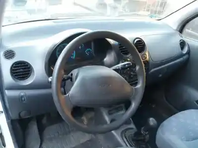 Sloopvoertuig daewoo matiz cd van het jaar 2003 aangedreven f8cv