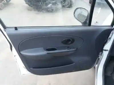 Sloopvoertuig daewoo matiz cd van het jaar 2003 aangedreven f8cv