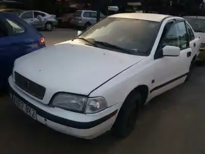 Veículo de Sucata volvo s40 berlina 1.8 16v cat do ano 1997 alimentado b4184s