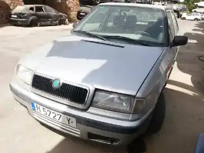 Veículo de Sucata SKODA FELICIA BERLINA ( 791) LX do ano 1999 alimentado 