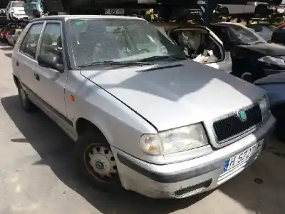 Veículo de Sucata skoda felicia berlina ( 791) lx do ano 1999 alimentado 