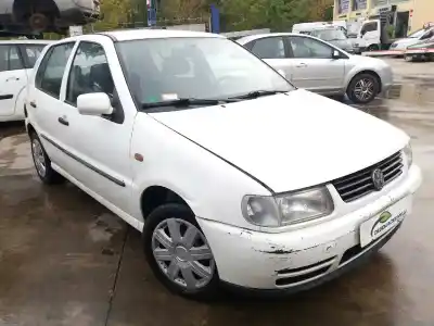 Sloopvoertuig volkswagen                                         polo iii (6n1)                                                                                                                                                                                                                                             aer                                                                                                                                                                                                                                                        van het jaar 1998 aangedreven aer