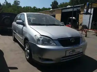 Veículo de Sucata toyota corolla (e12) 1.6 16v do ano 2003 alimentado 3zzfe