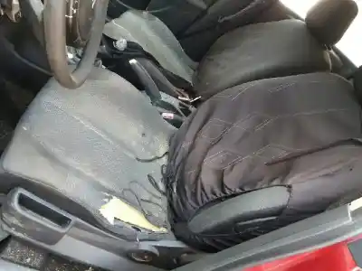 Veículo de Sucata citroen c4 berlina lx do ano 2007 alimentado g-kfu