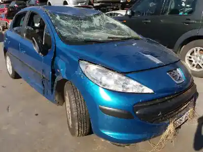 Veículo de Sucata peugeot 207 confort do ano 2009 alimentado d-8hz