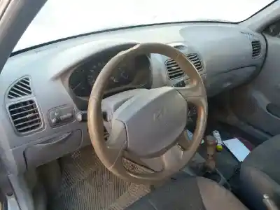 Здавання транспортного засобу hyundai accent (lc) gl 4p року 2000 потужний g-4ea