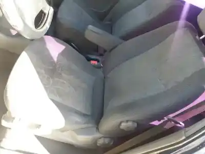 Véhicule à la ferraille daewoo tacuma sx de l'année 2003 alimenté a16dms