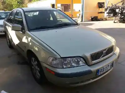 Veículo de Sucata volvo s40 berlina 1.9 d+ (85kw) do ano 2001 alimentado d4192t3