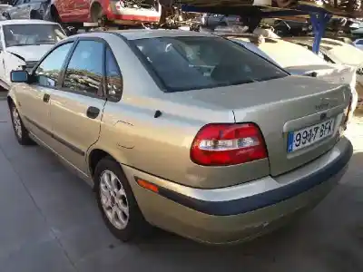 Veículo de Sucata volvo s40 berlina 1.9 d+ (85kw) do ano 2001 alimentado d4192t3