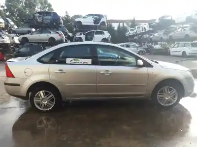 Vehicul casat FORD FOCUS BERLINA (CAP) Ghia al anului 2005 alimentat G8DA