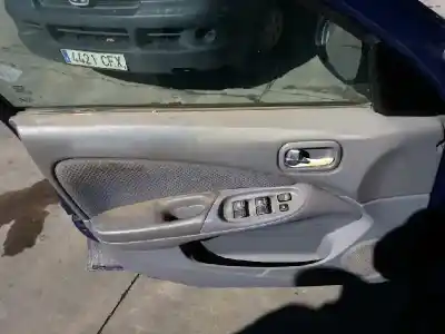 Vehicul casat nissan almera (n16/e) acenta al anului 2003 alimentat yd22ddt