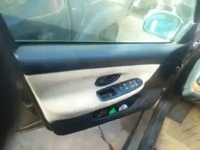 Veículo de Sucata peugeot 406 berlina (s1/s2) st do ano 2000 alimentado g-rfr