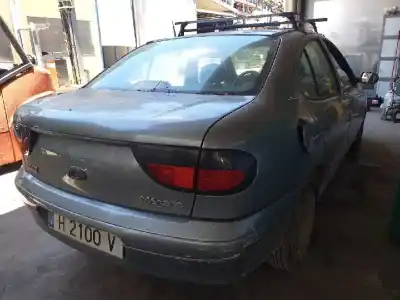 Scrapping Vehicle RENAULT MEGANE I CLASSIC (LA0) 1.9 Diesel 64 CV / 47 KW of the year 1997 powered D-F8Q