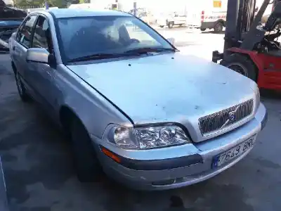 Veículo de Sucata volvo s40 berlina 1.9 d+ (85kw) do ano 2001 alimentado d-4192t2/d