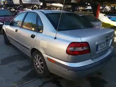 Veículo de Sucata volvo s40 berlina 1.9 d+ (85kw) do ano 2001 alimentado d-4192t2/d