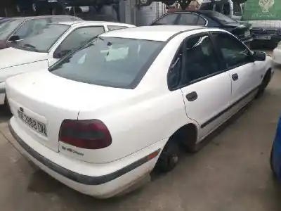 Veículo de Sucata volvo s40 berlina 1.9 diesel do ano 1999 alimentado d4192t2