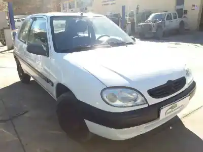 Veículo de Sucata citroen saxo 1.1 sx do ano 2001 alimentado hfx