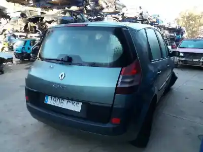 Veículo de Sucata renault scenic ii confort authentique 82 cv / 60 kw do ano 2004 alimentado k9k722