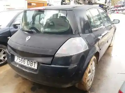 Veicolo di demolizione renault                                            megane ii berlina 3p                                                                                                                                                                                                                                       confort dynamique                                                                                                                                                                                                                                          dell'anno 2004 alimentato k9k729