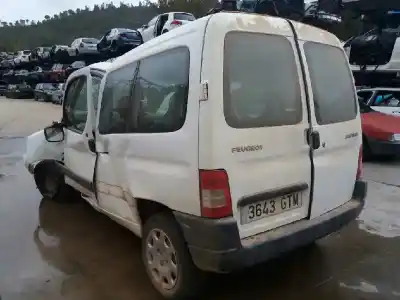 Scrapping Vehicle peugeot partner (s2) combiespace of the year 2010 powered 9hw