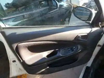 Sloopvoertuig nissan almera (n16/e) (01.2000->) 2.2 acenta [2.2 ltr. - 82 kw dci diesel cat] van het jaar 2005 aangedreven yd22ddt