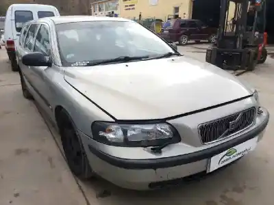 Veículo de Sucata volvo v70 familiar 2.4 (103kw) do ano 2001 alimentado b5244s2